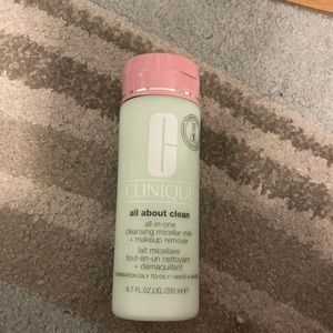 Clinique All About Clean Skin Type3 Combo Oil-Oily